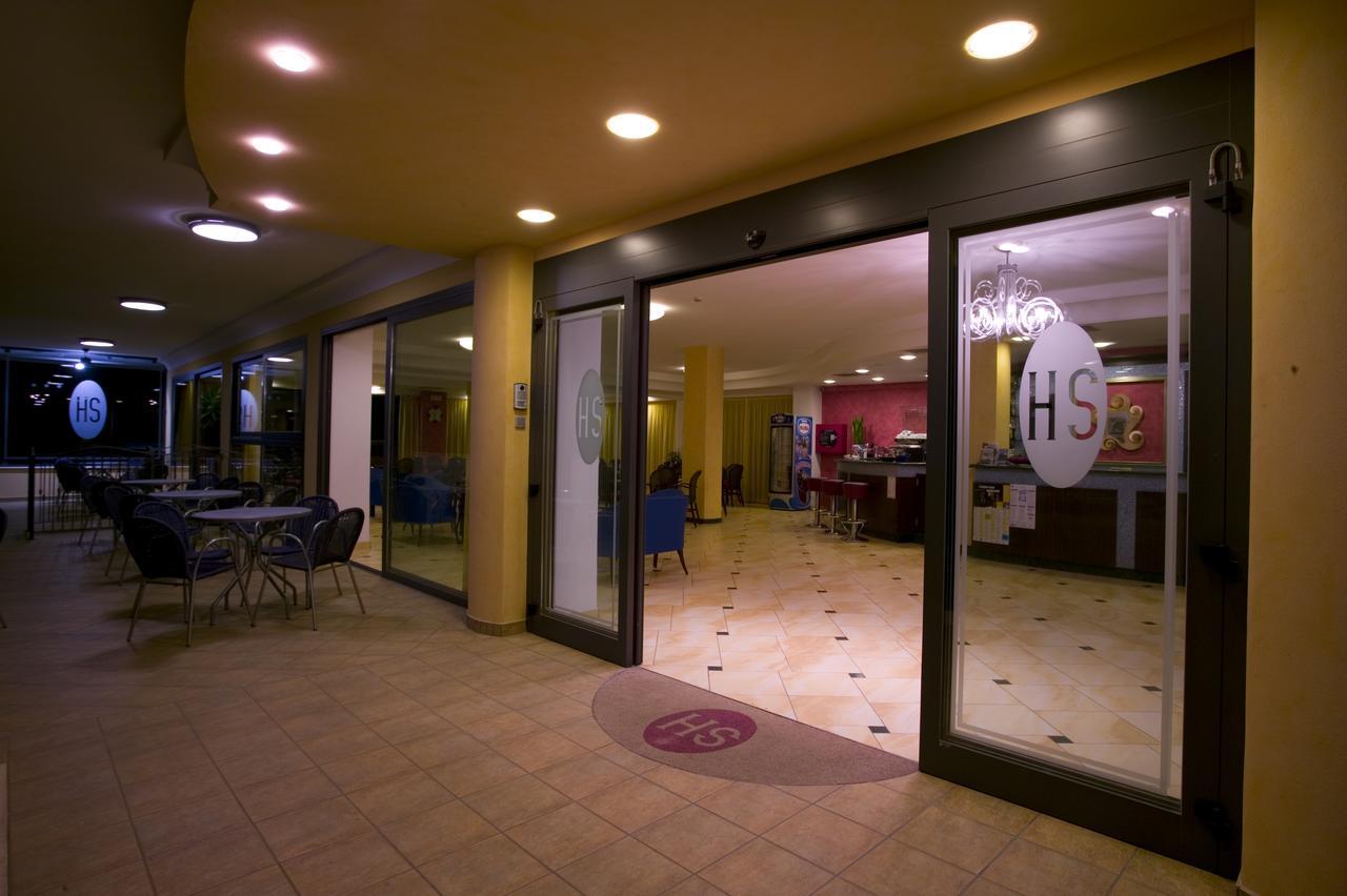 Hotel Semprini Беллария-Иджеа-Марина Экстерьер фото